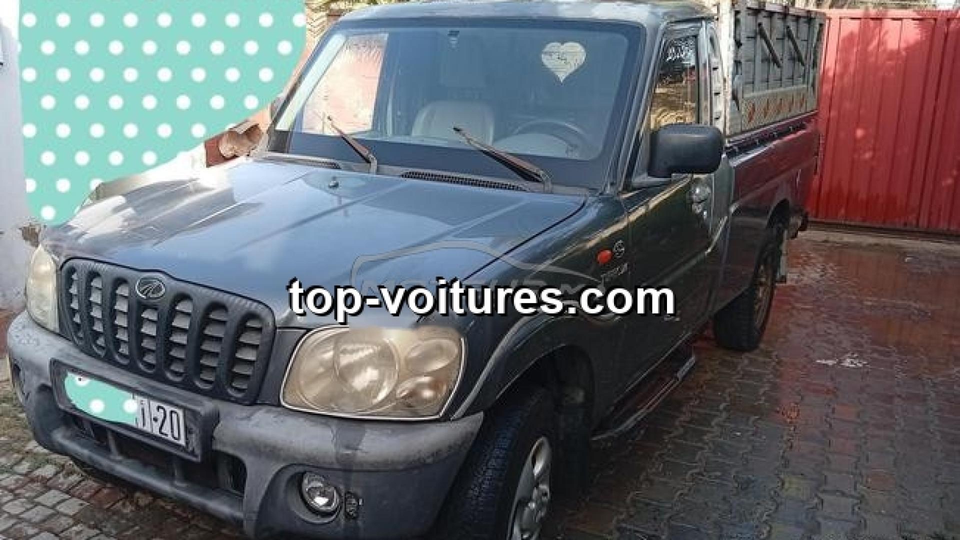 Mahindra PIK-UP