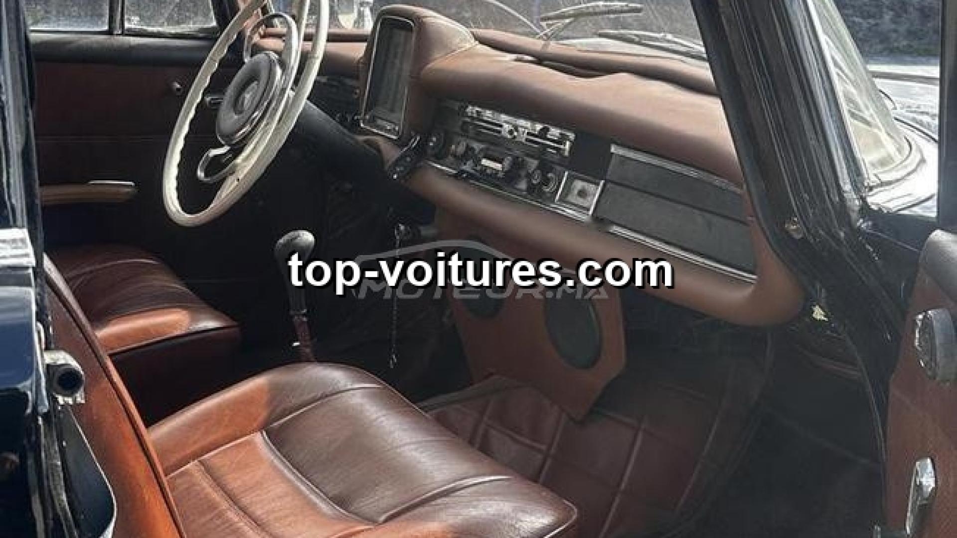 Mercedes-Benz 200