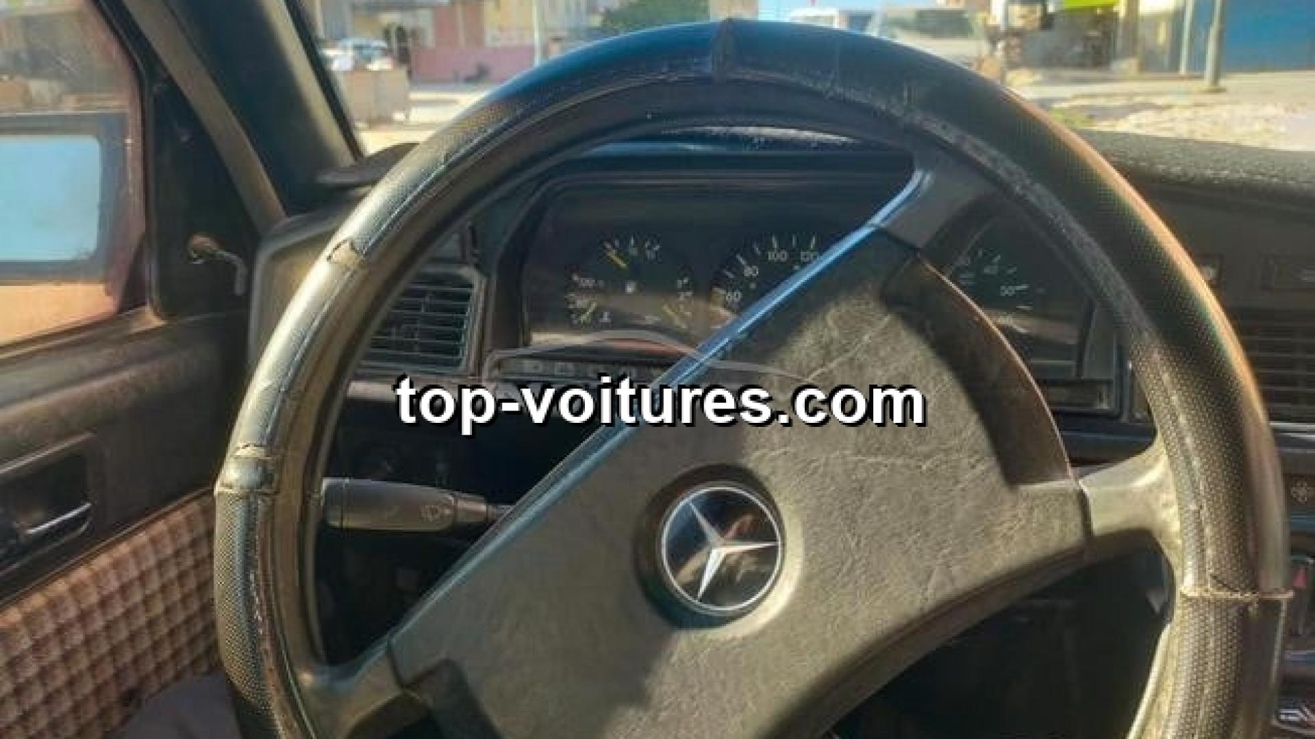 Mercedes-Benz 190