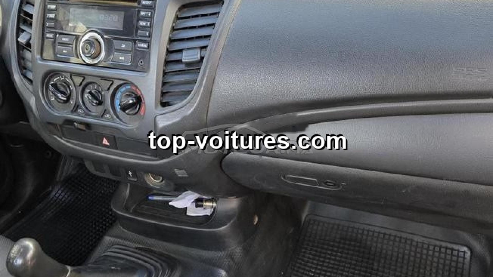Mitsubishi L200
