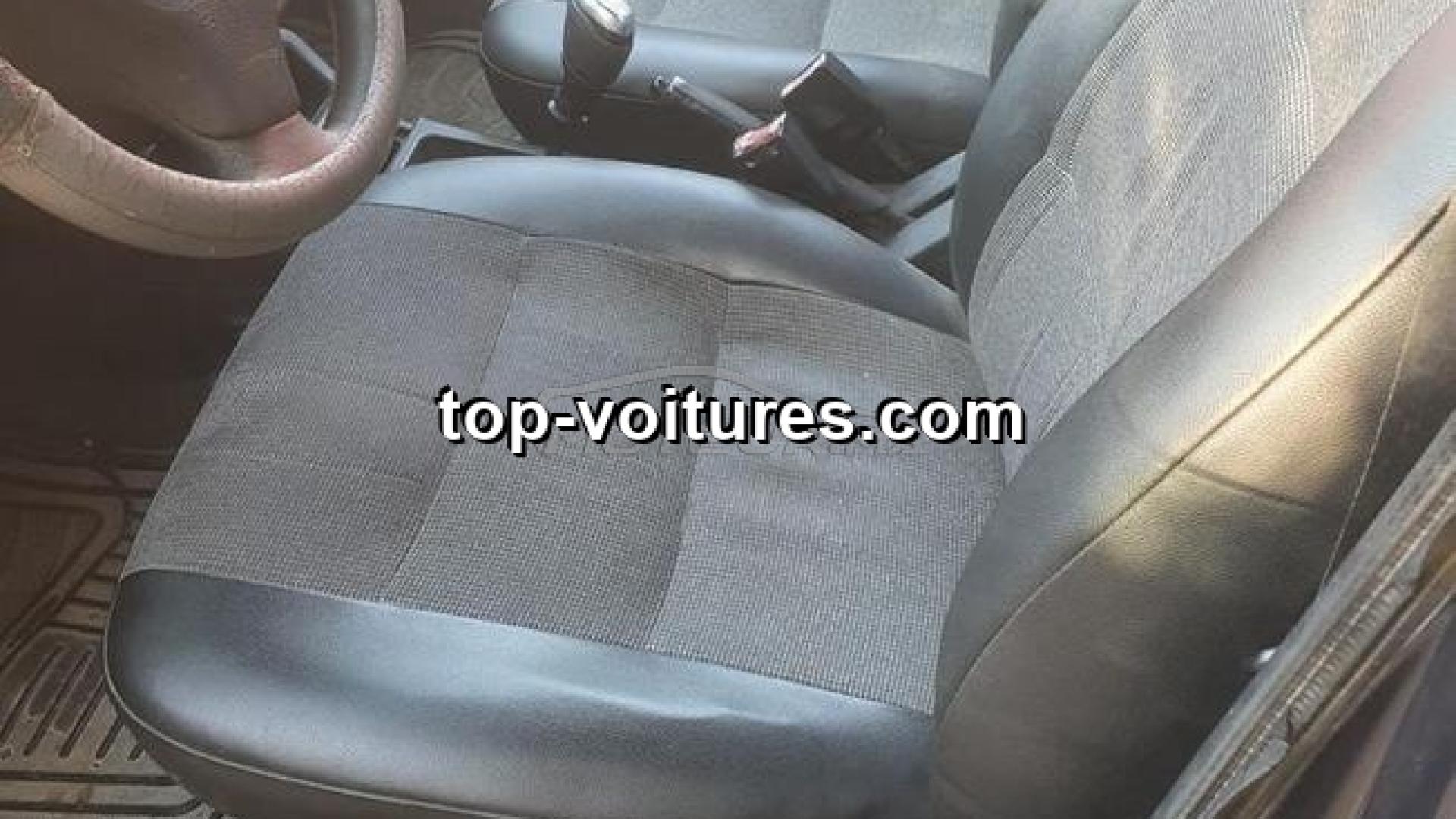 Peugeot 306